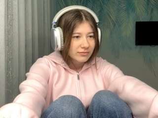 cassidykaumans's CamSoda show and profile