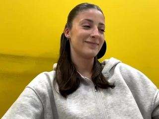 Live webcam model franhockaday on Soda Cams