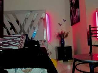 Live webcam model himiko-togaa on Soda Cams