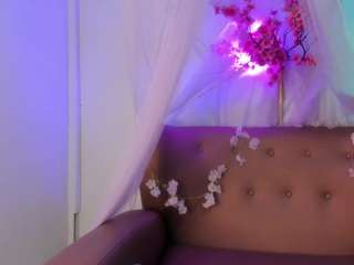 Live webcam model lizz-myers on Soda Cams