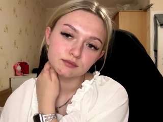 Live webcam model mauritacanfield on Soda Cams
