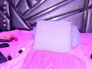 miistyrose's live room