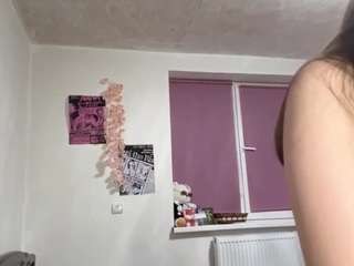 Live webcam model raymondlary on Soda Cams