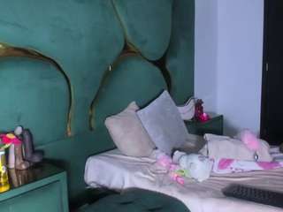 Zayra live webcam show