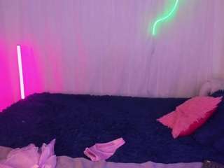 Live webcam model celeste-glow on Soda Cams