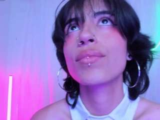 celeste-glow's CamSoda show and profile