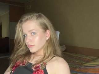 earnestinekarlgaard webcam