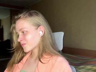 earnestinekarlgaard webcam