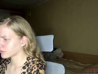 earnestinekarlgaard webcam