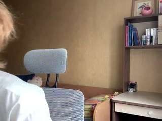 earnestinekarlgaard webcam