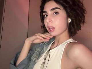 Live webcam model fondasidman on Soda Cams