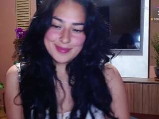 Live webcam model iriscolette on Soda Cams