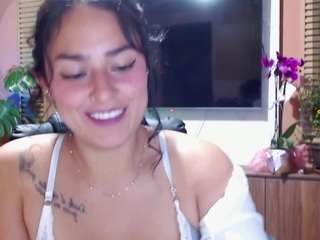 Live webcam model iriscolette on Soda Cams