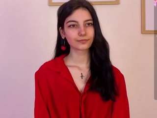 Live webcam model lilian-merf on Soda Cams