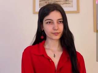 Live webcam model lilian-merf on Soda Cams