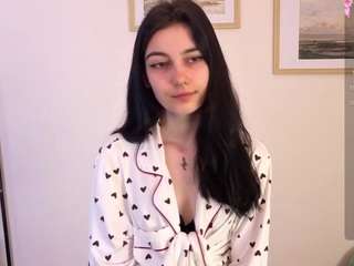 Live webcam model lilian-merf on Soda Cams