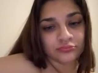 Live webcam model treasurebabii1 on Soda Cams