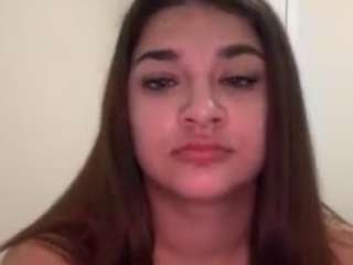 Live webcam model treasurebabii1 on Soda Cams