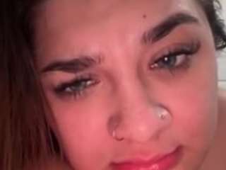 Live webcam model treasurebabii1 on Soda Cams