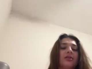 Live webcam model treasurebabii1 on Soda Cams