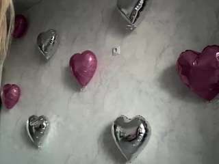 adelinacomerford webcam