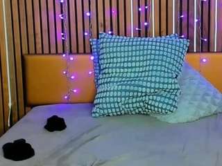 ashleycutiepie's live room