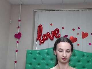 le modèle jessicabreeze est en webcam porno dans un show sur le site camsoda, il possède les tags suivants: black hair,joi,toys,thin,tattoos,skinny,normal,lovense,large tits,foot fetish,body massage,facial piercings,drinking,doggy style,dildo or vibrator,cock rating,camel toe,brown eyes,hd