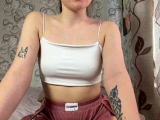 Live webcam model kariboddie on Soda Cams