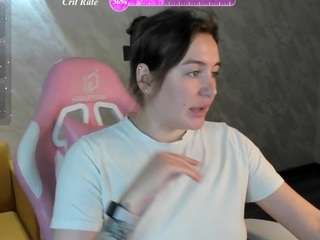 kylara-1 live webcam show