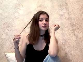 Live webcam model marilynnlaflore on Soda Cams