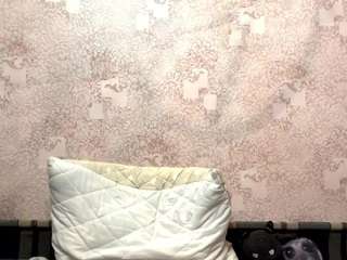 Live webcam model marilynnlaflore on Soda Cams