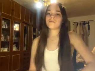 le modèle mavisgarcea est en webcam porno dans un show sur le site camsoda, il possède les tags suivants: anal,large tits,young adult,thin,teen 18,petite,no smoking,no drinking,nipple piercings,green eyes,blonde hair,genital piercings,gagging,fuck machine,flashing,double penetration,domination,doggy style,curvy,hd