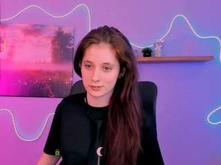 nami-glow's CamSoda show and profile