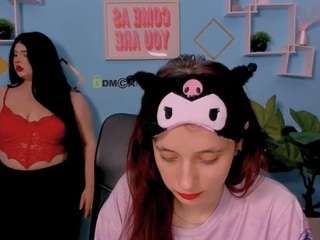 nami-glow Live Webcam on CamSoda