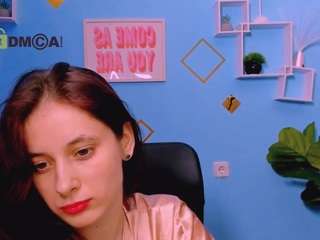 nami-glow live webcam show