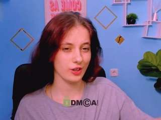 nami-glow live webcam show