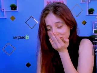 nami-glow live webcam show