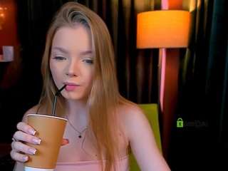 le modèle pearl-heart est en webcam porno dans un show sur le site camsoda, il possède les tags suivants: amateur,blowjob,dildo or vibrator,drinking,normal,skinny,smoking,teen 18,young adult,brown hair,hd,small tits
