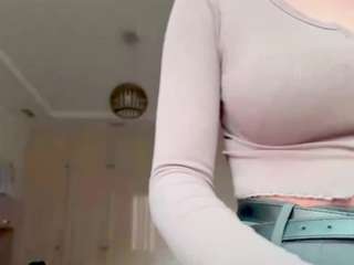 Live webcam model venettamanicchio on Soda Cams