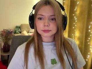 Live webcam model annayokum on Soda Cams