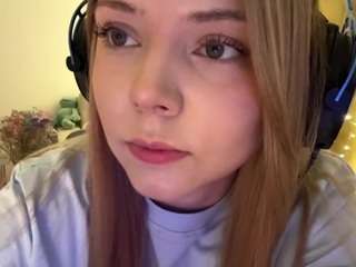 Live webcam model annayokum on Soda Cams