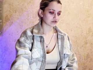 celinemolinar Live Webcam on CamSoda