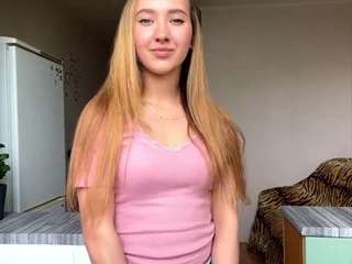 Live webcam model chinharker on Soda Cams