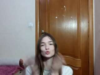 erikahunsaker Live Webcam on CamSoda