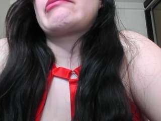 Live webcam model goldenlunafantasy on Soda Cams