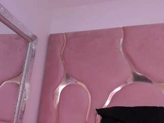 Honeyht live cam preview
