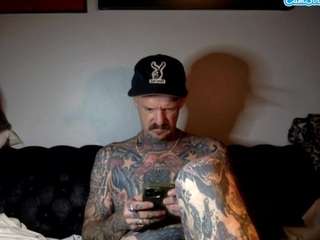 longwalksonthebeach69 webcam