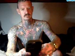 longwalksonthebeach69