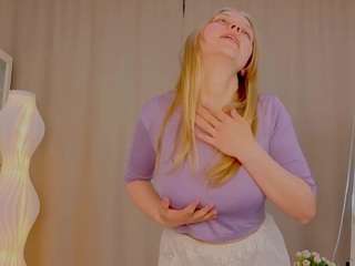 lorileeellias webcam