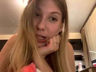 Live webcam model numckirgan on Soda Cams